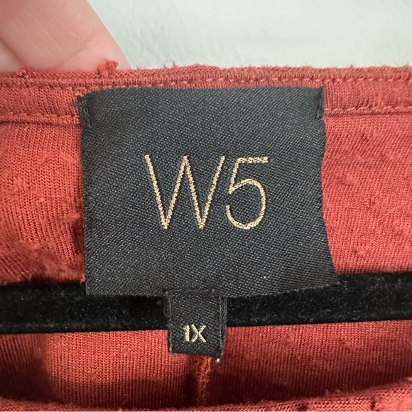 W5 Anthropologie Womens 3/4 Flowy Sleeve Scoop Neck Swiss Dot Rust Top Sz 1X GUC - Picture 3 of 6